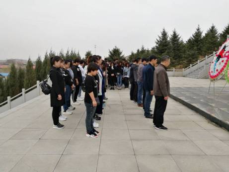 2BB9F4A157168856DFA56F3299385F43